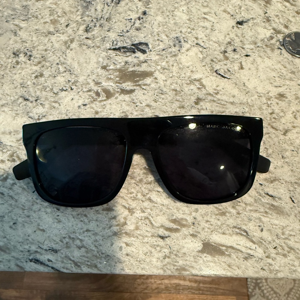 Marc Jacobs shield style sunglasses